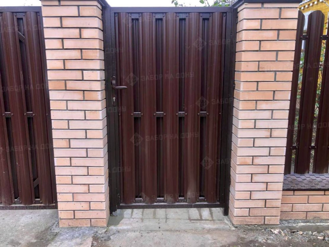 Калитка из евроштакетника  в Миллерово
